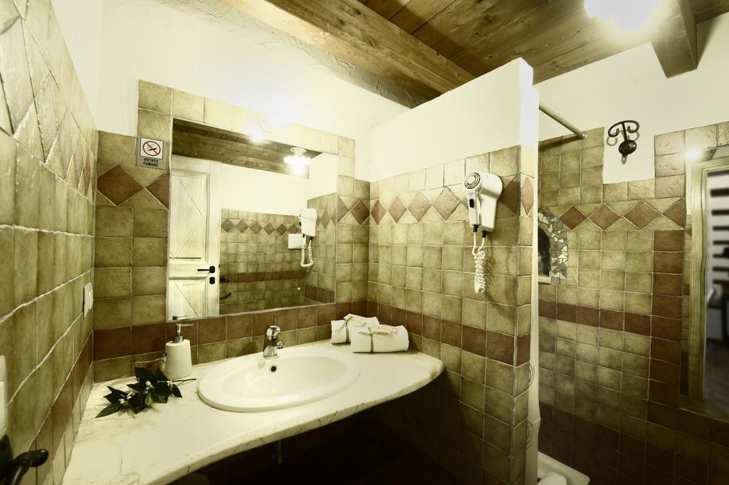 Il Giardino Degli Aranci Bed & Breakfast Mores Bagian luar foto