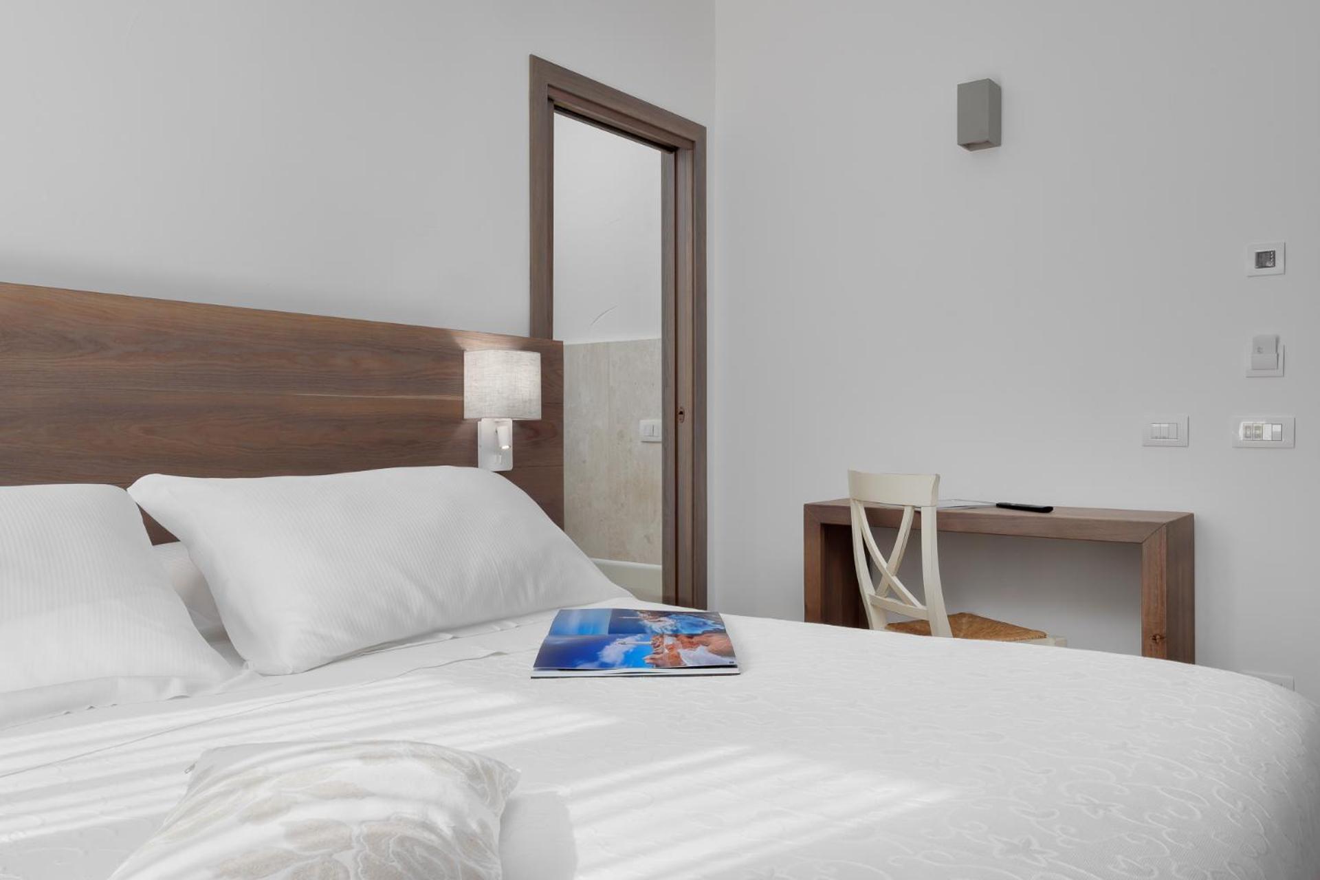 Il Giardino Degli Aranci Bed & Breakfast Mores Bagian luar foto