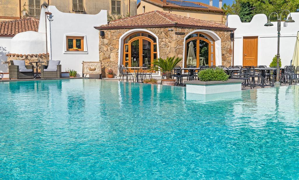 Il Giardino Degli Aranci Bed & Breakfast Mores Bagian luar foto